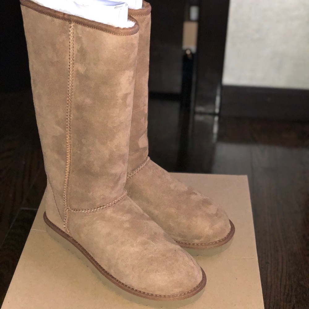 UGG boots size 9